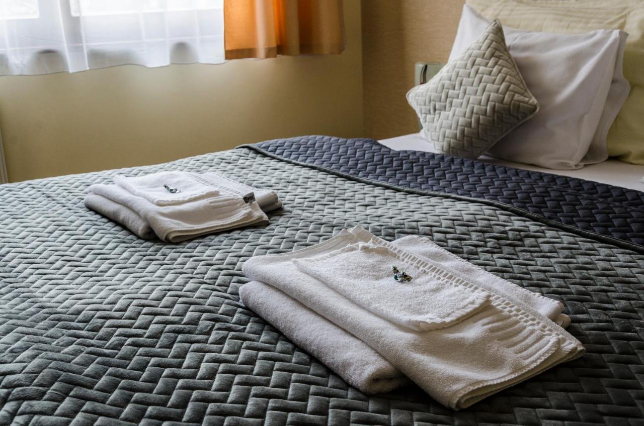Hotel Rokoko コシツェ エクステリア 写真